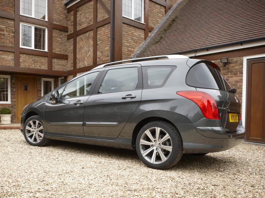  Peugeot 308 SW 2011 года  (UK) (фото 2 из 6)